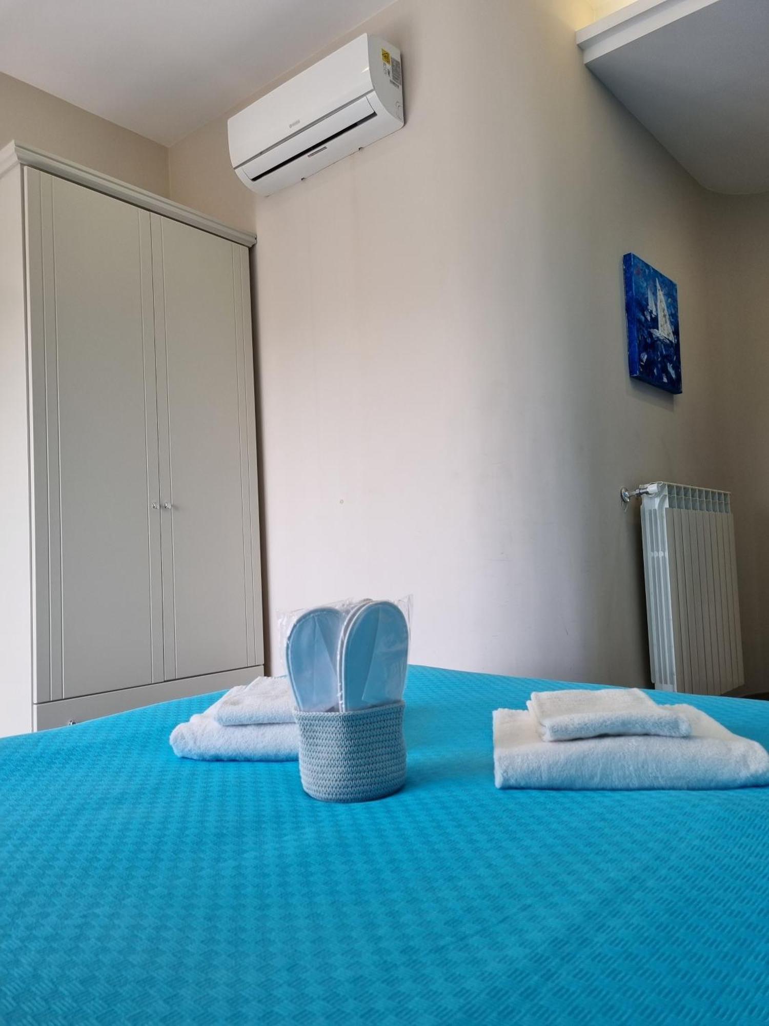Oltre Il Mare Guest House กาเอตา ภายนอก รูปภาพ