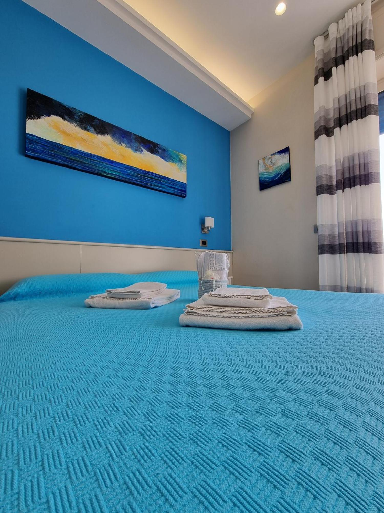 Oltre Il Mare Guest House กาเอตา ภายนอก รูปภาพ