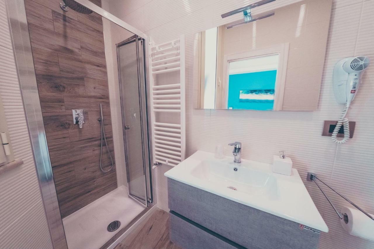 Oltre Il Mare Guest House กาเอตา ภายนอก รูปภาพ
