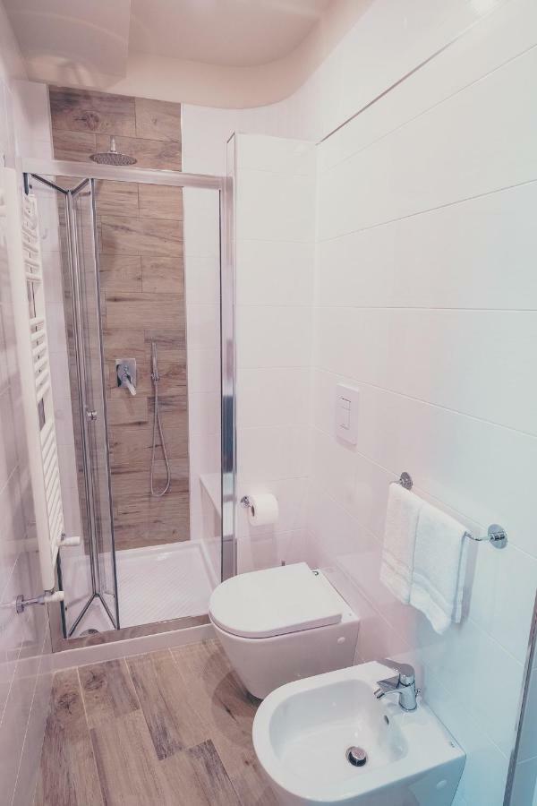 Oltre Il Mare Guest House กาเอตา ภายนอก รูปภาพ